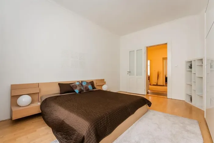 Pronájem bytu 3+1, Praha - Staré Město, Bílkova, 92 m2