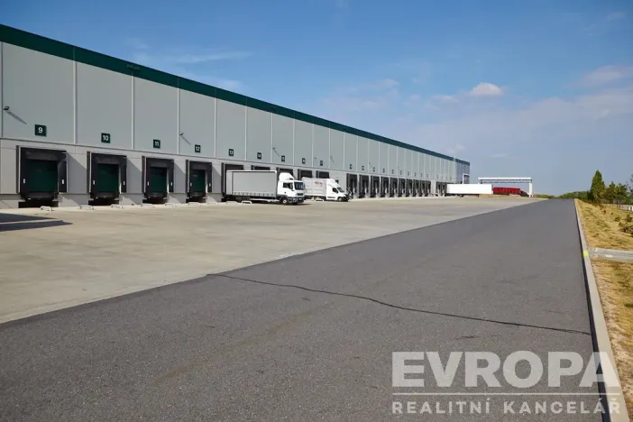 Pronájem skladu, Říčany - Jažlovice, 20940 m2