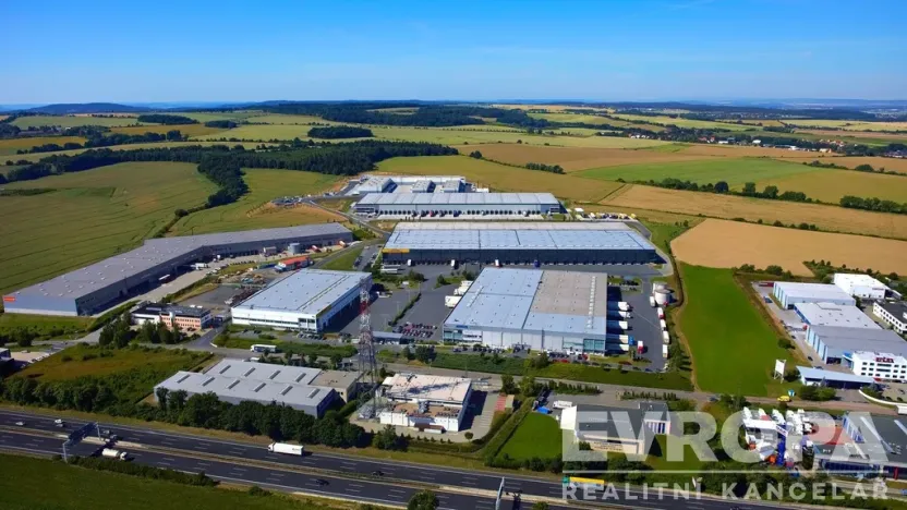 Pronájem skladu, Říčany - Jažlovice, 20940 m2