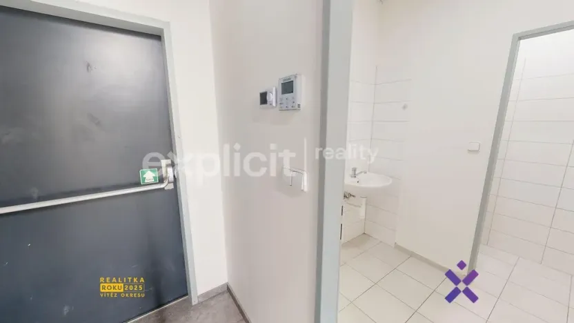 Pronájem obchodního prostoru, Zlín, Kvítková, 113 m2