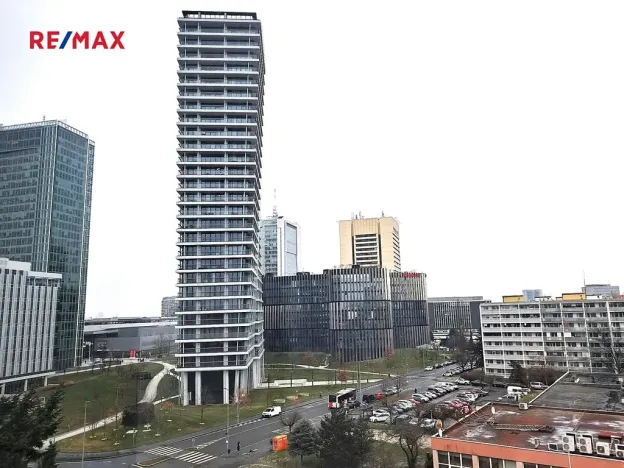 Pronájem bytu 3+kk, Praha - Podolí, Pujmanové, 66 m2