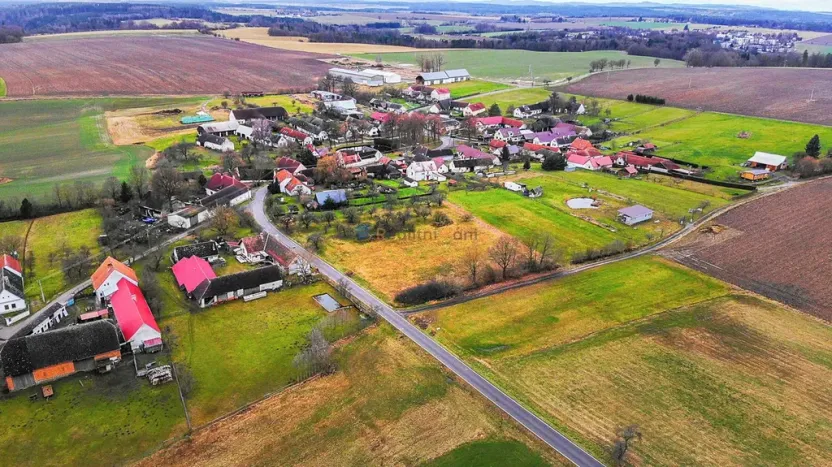 Prodej pozemku pro bydlení, Stádlec, 4550 m2