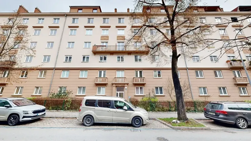 Prodej atypického bytu, Brno, Bayerova, 122 m2