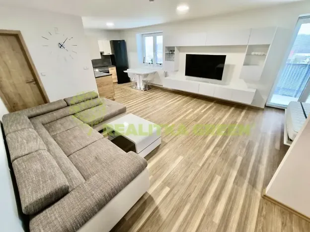 Pronájem bytu 1+kk, Břeclav, Lednická, 46 m2