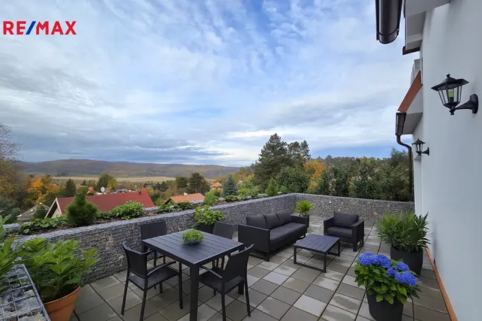 Pronájem bytu 2+kk, Všenory, Nad Burzou, 39 m2