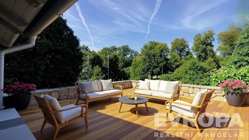 Prodej komerční nemovitosti, Domažlice - Bezděkovské Předměstí, 463 m2