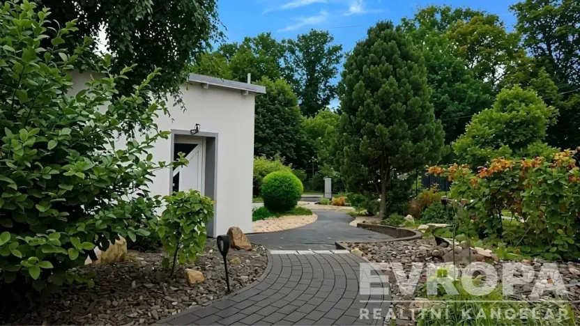 Prodej komerční nemovitosti, Domažlice - Bezděkovské Předměstí, 463 m2