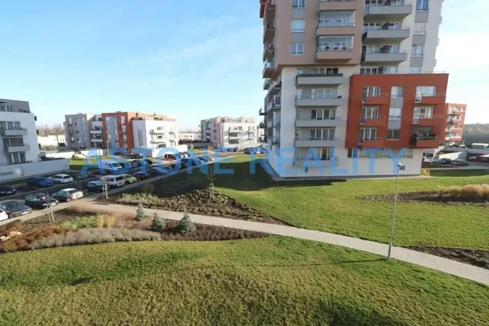 Pronájem bytu 1+kk, Praha - Letňany, Hlučkova, 34 m2