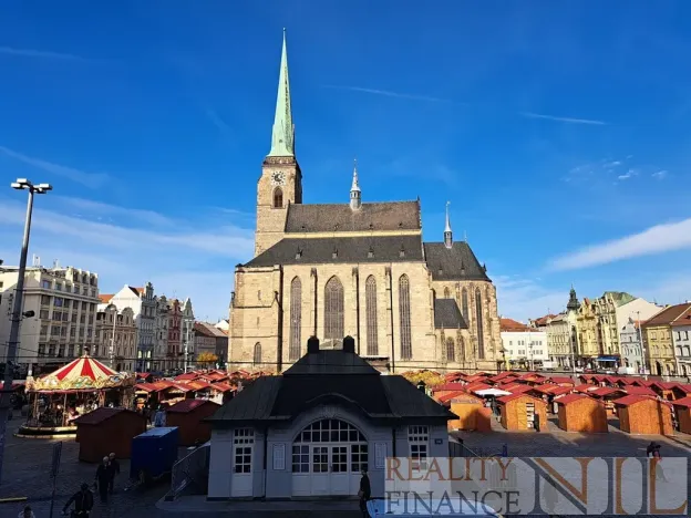 Pronájem restaurace, Plzeň, náměstí Republiky, 171 m2