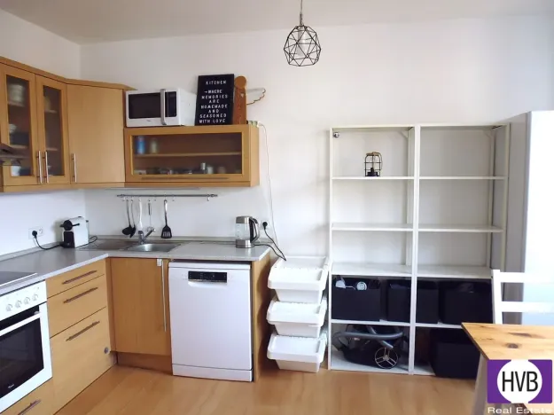 Pronájem bytu 2+kk, Praha, Hnězdenská, 44 m2