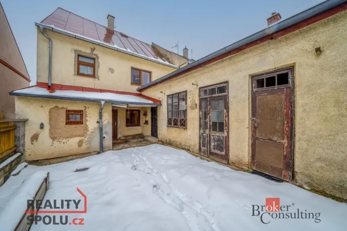 Prodej rodinného domu, Chodová Planá, Pohraniční stráže, 130 m2