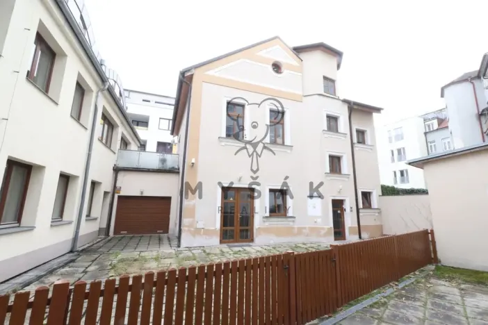 Pronájem kanceláře, České Budějovice - České Budějovice 6, Žižkova tř., 65 m2