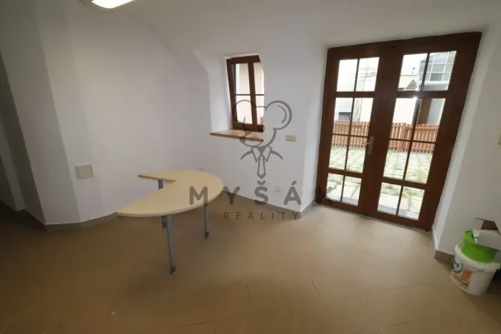 Pronájem kanceláře, České Budějovice - České Budějovice 6, Žižkova tř., 65 m2