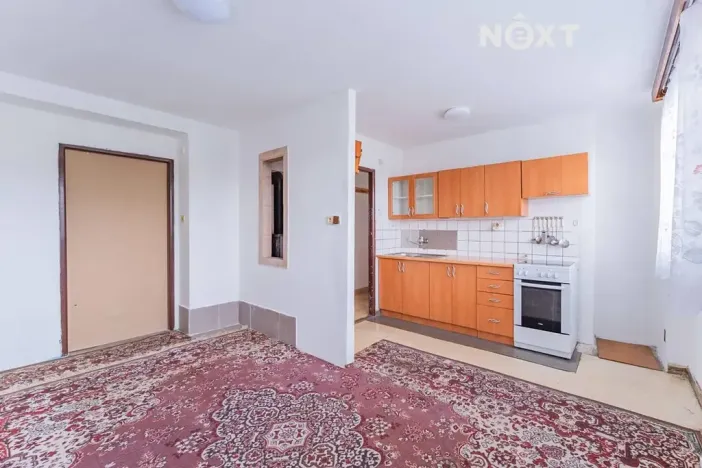 Prodej bytu 3+kk, Maletín, 56 m2