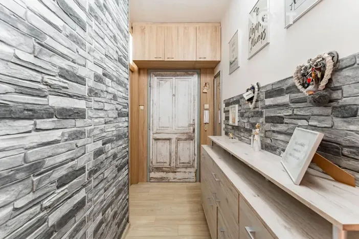 Prodej bytu 3+1, Šumperk, Bratrušovská, 68 m2