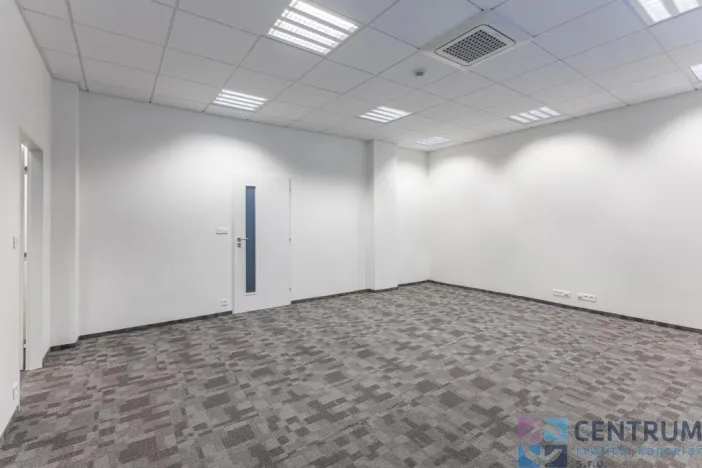Pronájem kanceláře, Praha - Holešovice, U Pergamenky, 116 m2