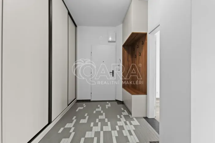 Pronájem bytu 2+kk, Praha - Holešovice, Ortenovo náměstí, 49 m2