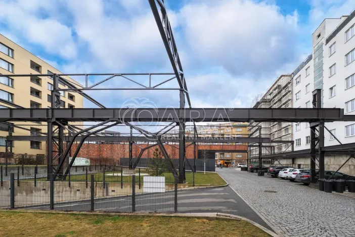 Pronájem bytu 2+kk, Praha - Holešovice, Ortenovo náměstí, 49 m2