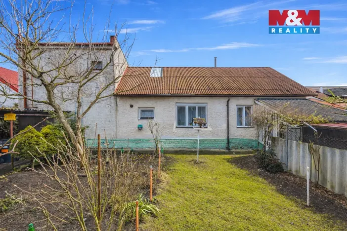 Prodej rodinného domu, Hradec Králové - Nový Hradec Králové, Husova, 92 m2