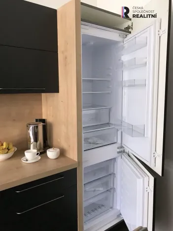 Prodej bytu 2+kk, Karlovy Vary - Drahovice, Mattoniho nábřeží, 62 m2