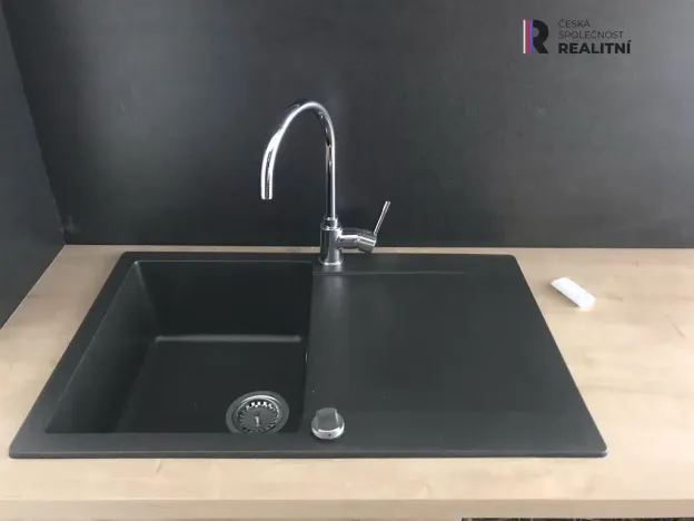 Prodej bytu 2+kk, Karlovy Vary - Drahovice, Mattoniho nábřeží, 62 m2