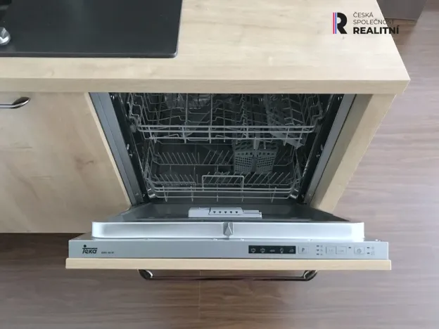 Prodej bytu 2+kk, Karlovy Vary - Drahovice, Mattoniho nábřeží, 62 m2