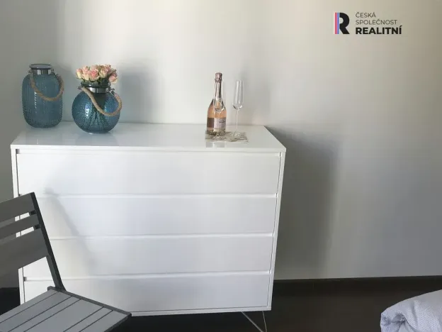 Prodej bytu 2+kk, Karlovy Vary - Drahovice, Mattoniho nábřeží, 62 m2