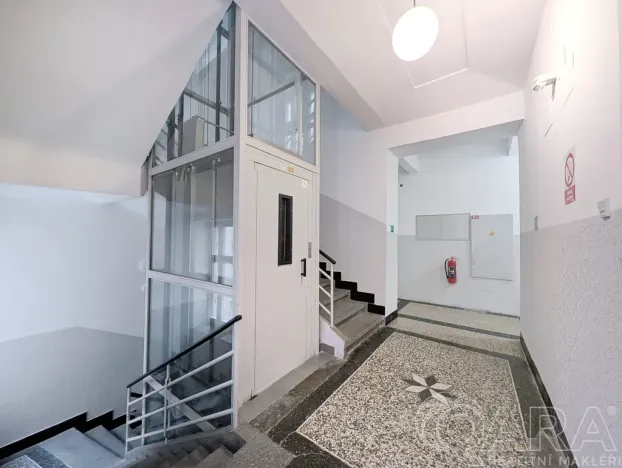 Pronájem bytu 2+1, Praha, Stárkova, 61 m2