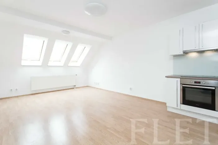 Prodej bytu 2+kk, Praha - Kbely, Herlíkovická, 50 m2