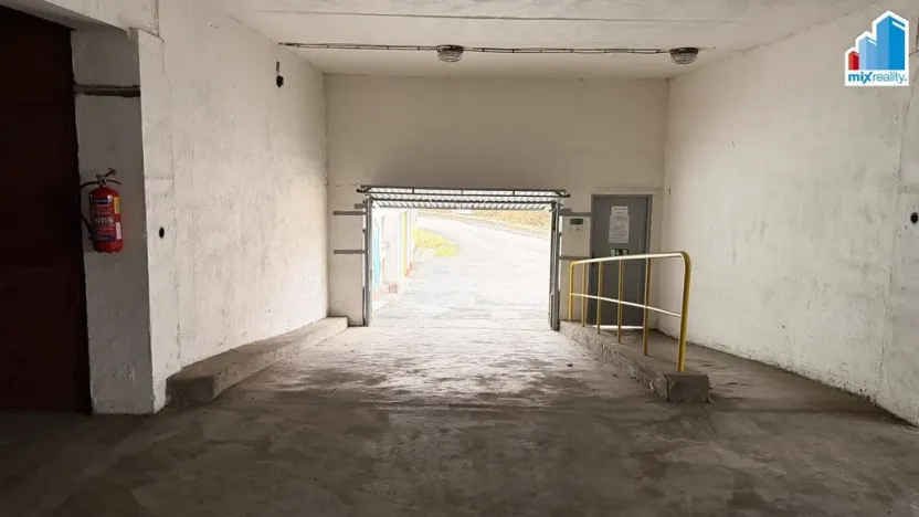 Pronájem garáže, Plzeň - Doubravka, Ke Špitálskému lesu, 14 m2