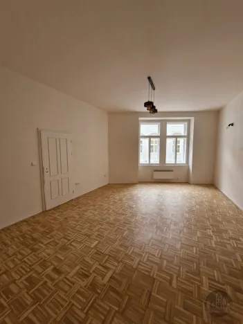 Pronájem bytu 2+1, Praha - Nové Město, Školská, 75 m2