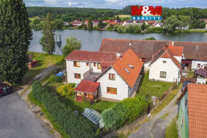 Prodej rodinného domu, Lnáře, 205 m2