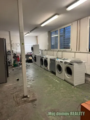 Pronájem skladu, Praha - Uhříněves, Kašperská, 30 m2
