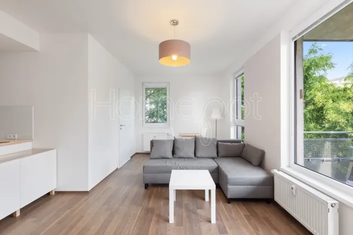 Pronájem bytu 2+kk, Praha, Bermanova, 51 m2