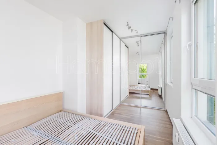 Pronájem bytu 2+kk, Praha, Bermanova, 51 m2