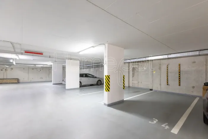 Pronájem bytu 2+kk, Praha, Bermanova, 51 m2