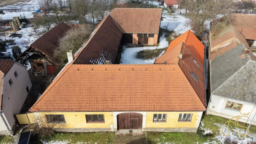 Prodej komerční nemovitosti, Budišov, 678 m2