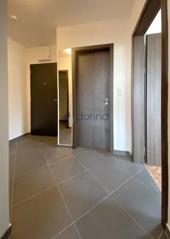 Pronájem bytu 2+kk, Praha, Ondrákové, 51 m2