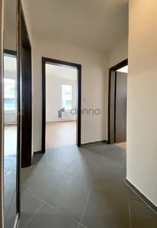 Pronájem bytu 2+kk, Praha, Ondrákové, 51 m2