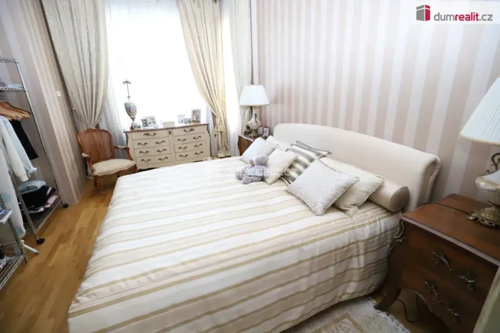 Prodej bytu 2+kk, Mariánské Lázně, Masarykova, 68 m2