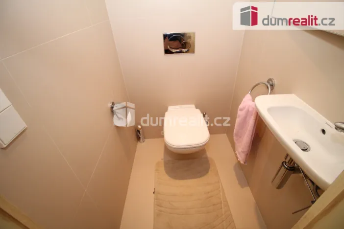 Prodej bytu 2+kk, Mariánské Lázně, Masarykova, 68 m2