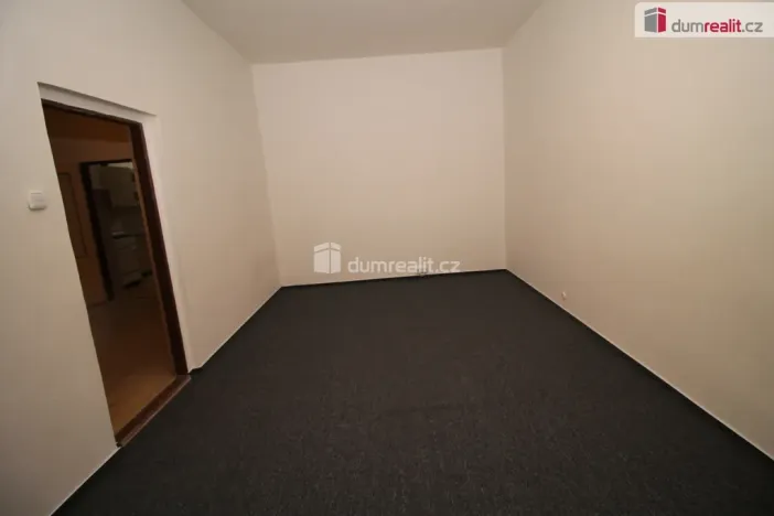 Pronájem bytu 2+1, Karlovy Vary - Rybáře, Lad. Koubka, 60 m2