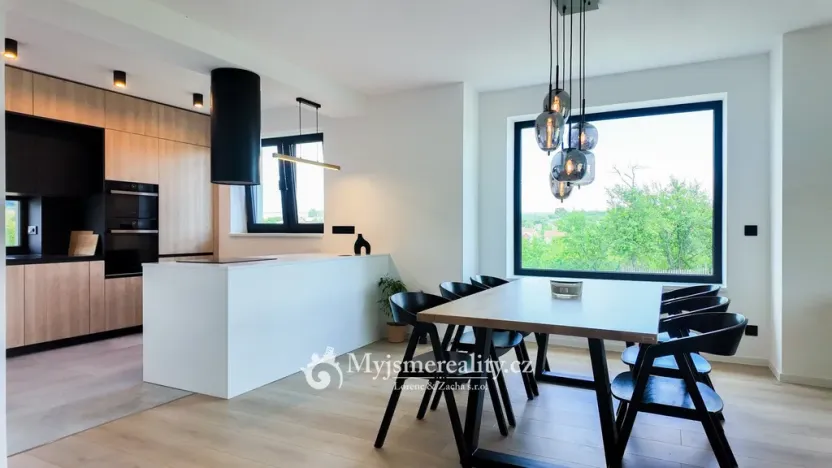 Prodej rodinného domu, Dobrkovice, 231 m2