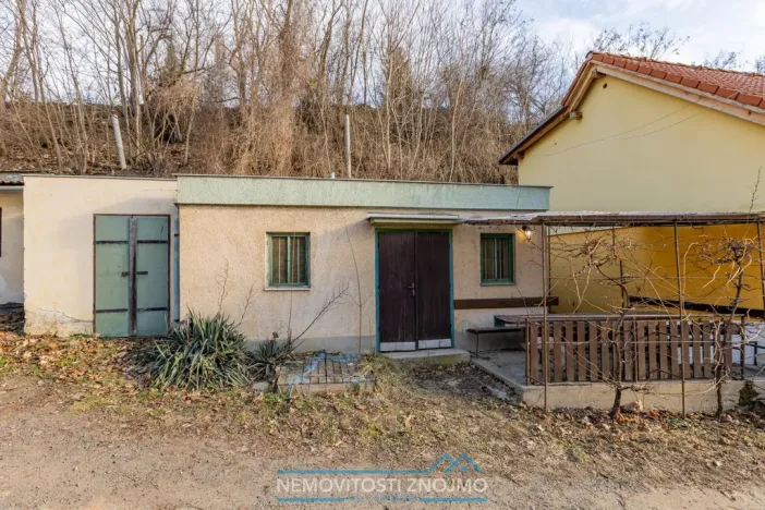 Prodej vinného sklepa, Dobšice, Leska, 25 m2