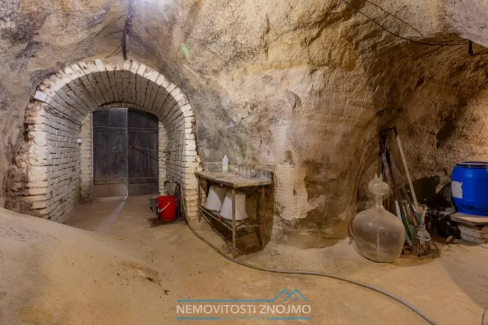 Prodej vinného sklepa, Dobšice, Leska, 25 m2