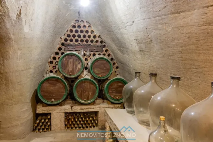 Prodej vinného sklepa, Dobšice, Leska, 25 m2