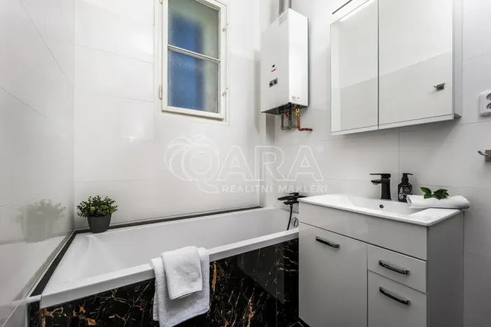 Prodej bytu 2+kk, Praha - Vinohrady, Lužická, 49 m2