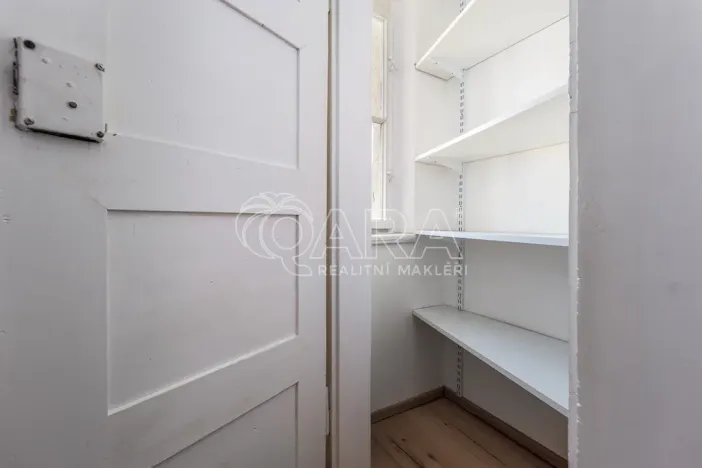 Prodej bytu 2+kk, Praha - Vinohrady, Lužická, 49 m2