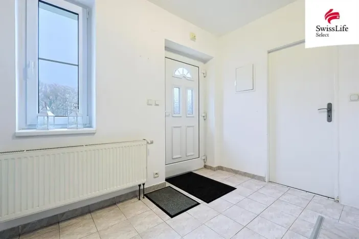 Prodej rodinného domu, Žákava, 200 m2