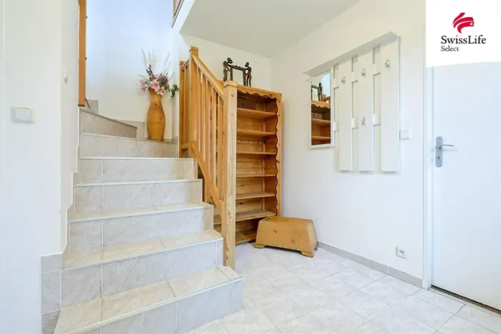 Prodej rodinného domu, Žákava, 200 m2